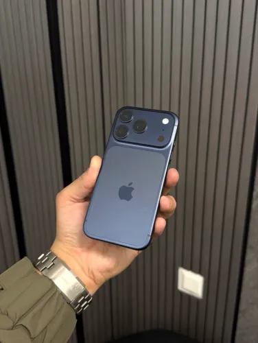 Iphone 17 Pro 256GB Azul/NUNCA USADO/ 1 ANO DE GARANTIA/ PARCELO 12x/ TROCO