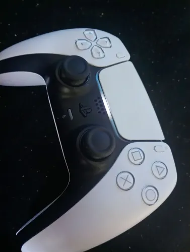 Vendo controle do PS5 ?