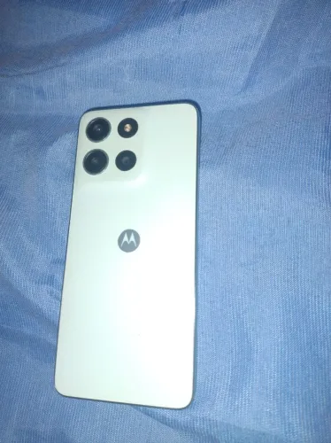 Celular Moto G15