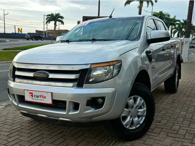 Ford Ranger XLS 2.5 16V 4X2 CD Flex 2013