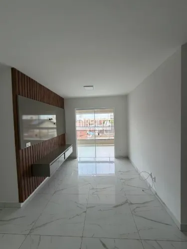 Apartamento à Venda no Bairro Santa Mônica em Uberlândia