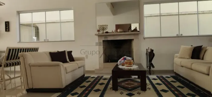 Oportunidade - Casa - Condomínio Altos da Serra V - Urbanova - 4 Dormitórios - 375m².