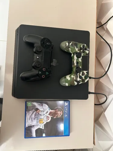 PS4 + 2 CONTROLES + FIFA 18 ? GARANTIA DE 6 MESE