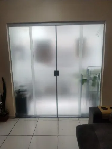 ADESIVO JATEADO DE PRIVACIDADE
