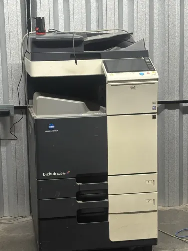 Impressora Konica minolta 224e