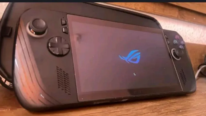Vendo Rog Ally X praticamente novo