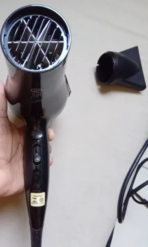 Vendo SECADOR DE CABELO GAMA PROFISSIONAL ITALY ELEGANZA 2200 de 127V a 2000W 60Hz