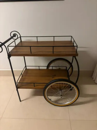 Carrinho de bar e chá