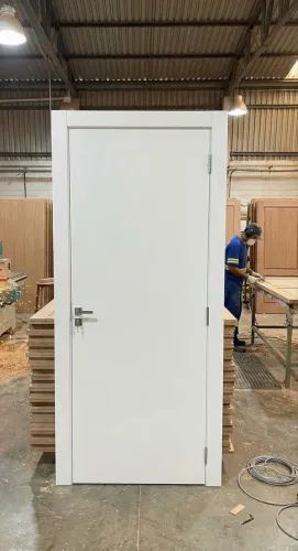 2 portas laqueadas