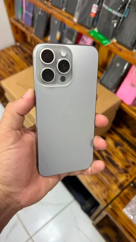 iPhone 15 pro max 512GB
