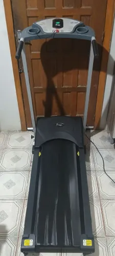 Esteira elétrica Dream 1.6HP Bivolt ótimo estado