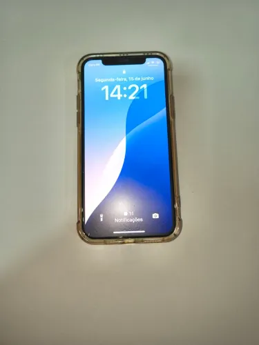 Vendo ifone Pro 11em perfeito estado.