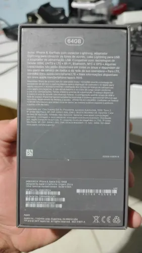 Caixa de iPhone 8 64g