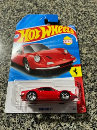 Hot wheels ferrari dino 206 GT