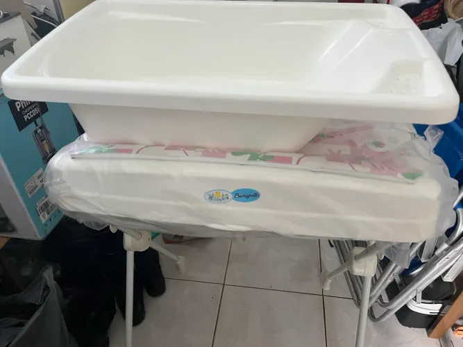 Banheira com trocador feminino ( BURIGOTO) 