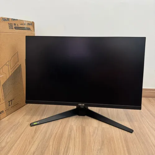 Monitor Gamer Asus 27 210hz QHD [6 MESES DE USO]
