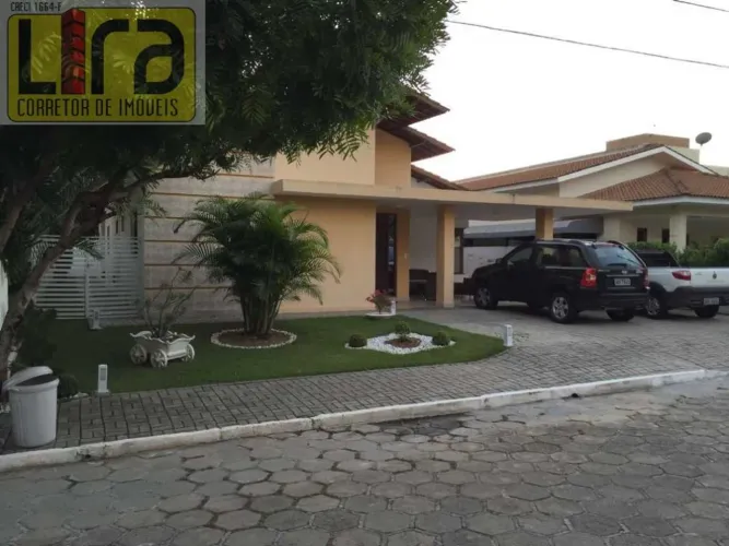 Excelente Casa no Condomínio Porta do Sol