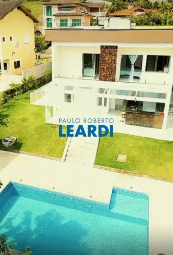 CASA EM CONDOMÍNIO - OURO FINO - SP