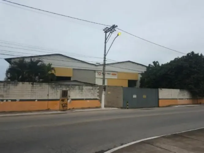 Comercial/Industrial em Leilão - Lagomar - Macaé - RJ