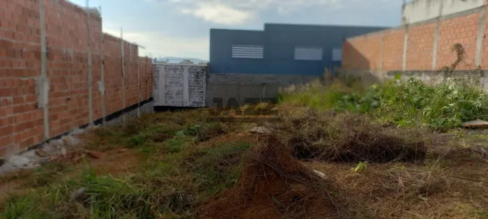 Terreno à Venda no Altos de São José - 175 m²