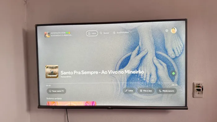 Tv TCL 50 polegadas seminova