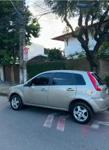 Ford Fiesta S 1.0 8V Flex 5P 2014