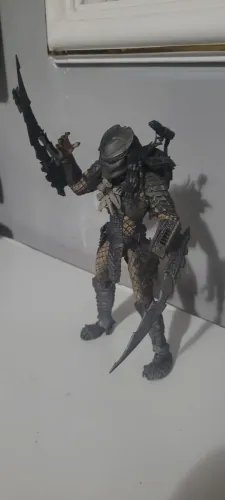 Boneco predador original mcfarlane peças em metal action figure alienígena