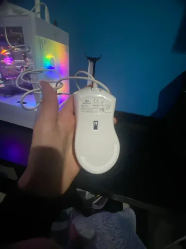 Mouse Gamer, Com Fio, Chroma RGB, 10000DPI, 7 Botões Programáveis, Branco- M711