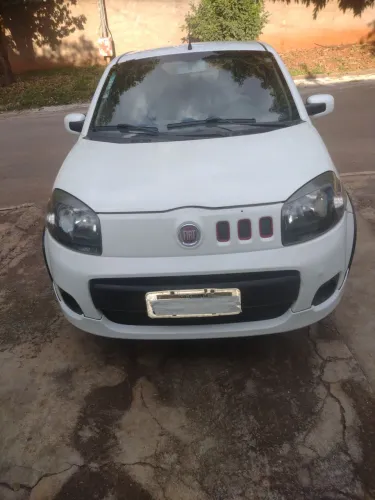 Fiat Uno Sporting 1.4 EVO Fire Flex 8V 4P 2014