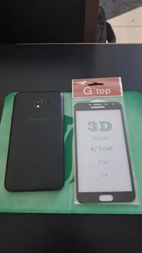Celular Samsung J4 (com defeito)