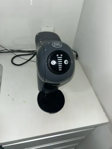Cafeteira Nescafé Dolce Gusto