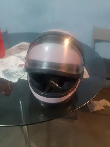 Capacete San Marino 50 reais