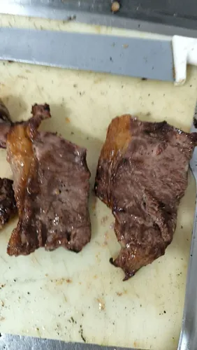 COZINHEIRA COM EXPERIÊNCIA 
