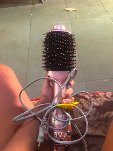 Vendo um escova secadora