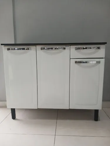Balcão Rose Branco 3 portas 1 gaveta-- Aço-Itatiaia 