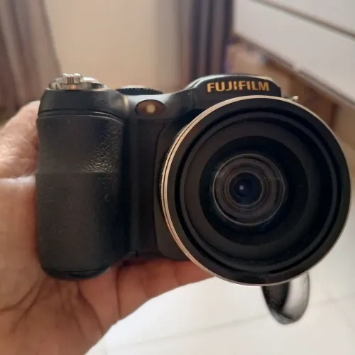 Máquina Fujifilm FinePix série S
