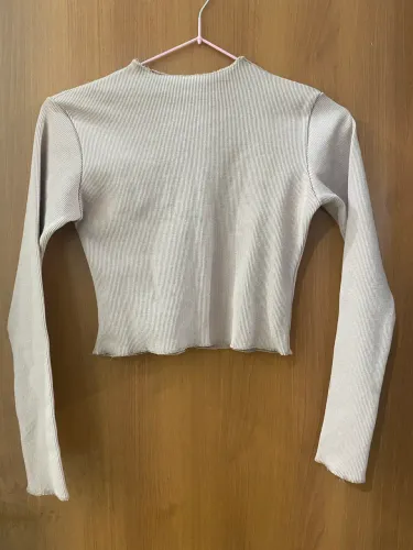 Blusa manga longa canelada cor rosa
