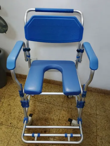 Cadeira de banho DellaMed