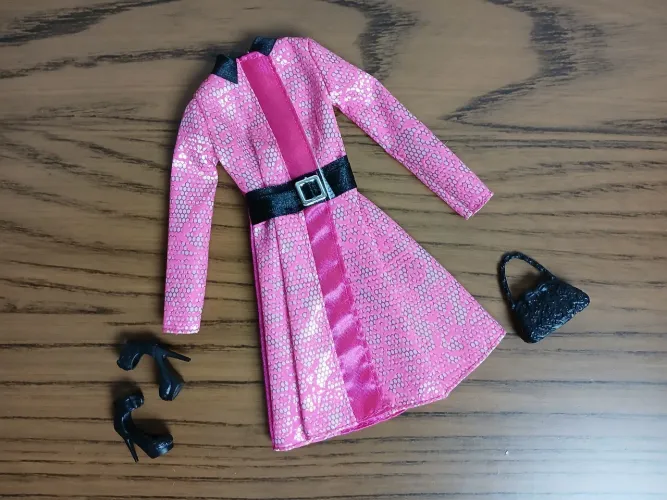 Roupinha Fashionistas Barbie Mattel