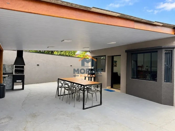 Casa mobiliada com piscina em Canoas
