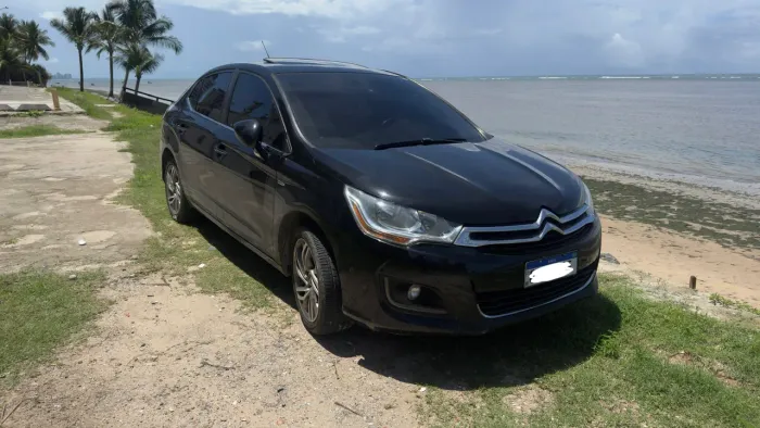 Citroen C4 Lounge Exclusive 1.6 Turbo Flex Aut. 2015