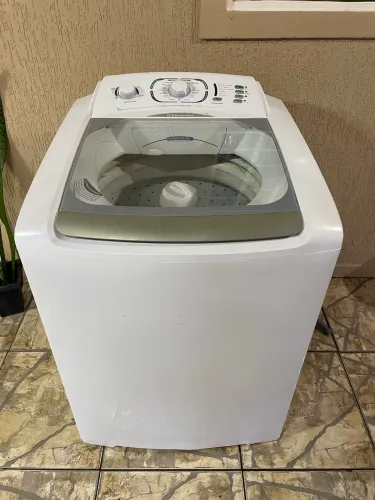 Ótima Lavadora 15 kg Electrolux