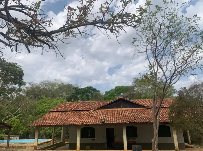Chácara 12 mil metros com 3 quartos em Jardim do Ingá Gleba B - Luziânia - GO