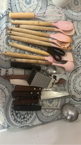 Vendo utensílios de cozinha