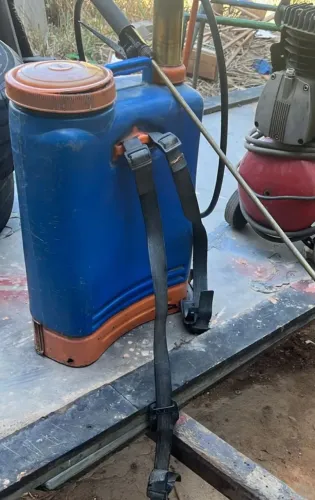 Bomba de aplicar veneno