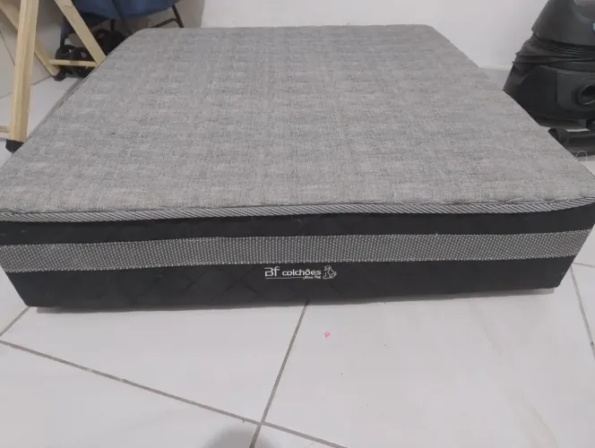Vendo cama box pet
