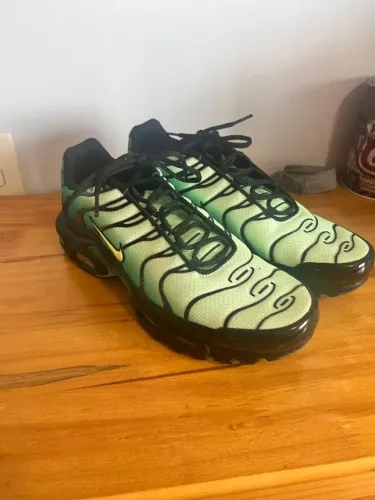 Tênis Nike Air Max Plus Tn Green Malachite Black Light 44 Verde 44 Br