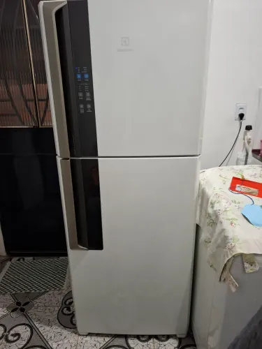 Vendo geladeira ELECTROLUX