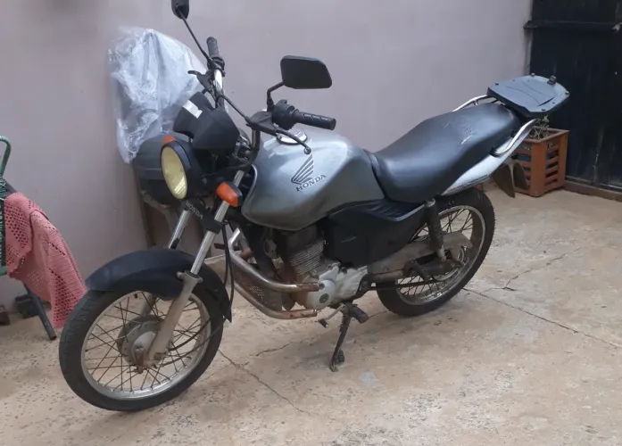 Vendo moto Fan 150