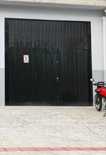 Portão de elevação